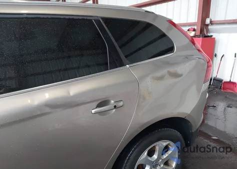 2012 Volvo Xc60 T6/T6 Platinum/T6 Premier Plus/T6 R-Design/T6 R-Design Platinum/T6 R-Design Premier Plus из США, поврежденный, VIN YV4902DZ6C2297826